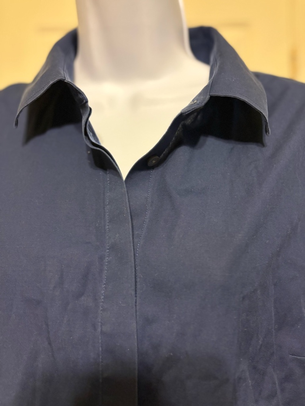 TALBOTS Navy Button-Down Sleeveless Shirt, Size: 10 - Picture 4 of 8